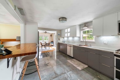 7 Arbeta Rd, Hyannis, MA 02601 - photo 3