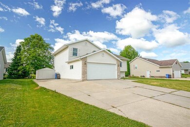 1138 S Perry Pkwy, Oregon, WI 53575 - photo 2