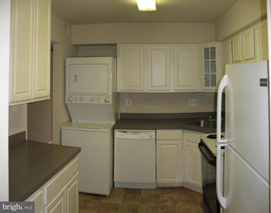 10628 Provincial Dr unit E, Manassas, VA 20109 - photo 5