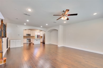 7315 Venice Dr unit 5, Grand Prairie, TX 75054 - photo 5