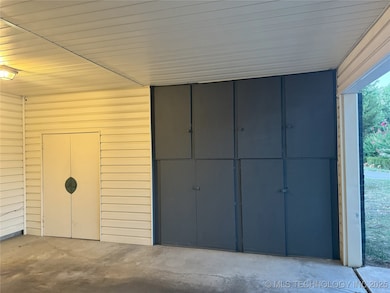 1335 N Mcfarland Place, Claremore, OK 74017 - photo 4