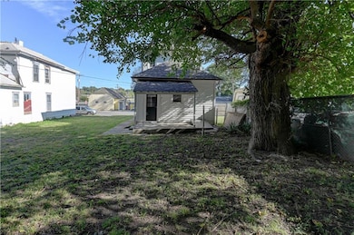 1526 Savannah Ave, Saint Joseph, MO 64505 - photo 5