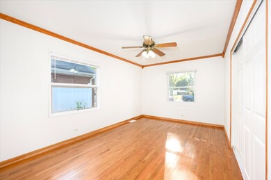 907 Norfolk Ave, Westchester, IL 60154 - photo 6
