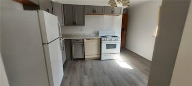 3224 Faronia St unit 3226, Pittsburgh, PA 15204 - photo 6