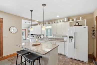 1159 Tulip Ave, Riverside, IA 52327 - photo 5