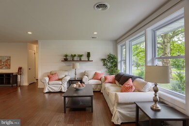 1428 Marlyns Ln, North Wales, PA 19454 - photo 3