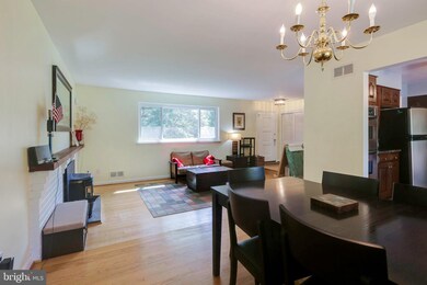 14509 Dowling Dr, Burtonsville, MD 20866 - photo 6