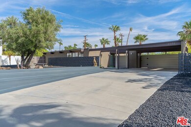 2372 N Trail Cir, Palm Springs, CA 92262 - photo 3