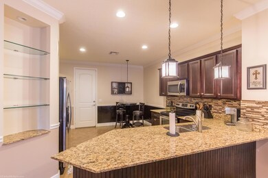 Breakfast Bar W/ Pendant Lighting