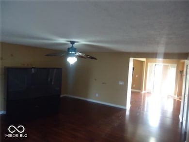 5077 Gunston Ln, Plainfield, IN 46168 - photo 5