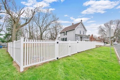 220 Nottingham St, Springfield, MA 01104 - photo 2