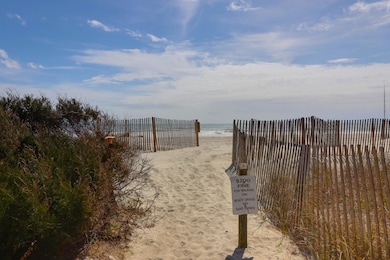 716 E Arctic Ave, Folly Beach, SC 29439 - photo 4