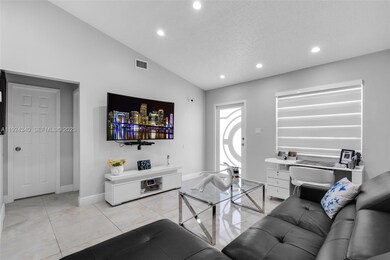 2140 W 53rd St, Hialeah, FL 33016 - photo 2