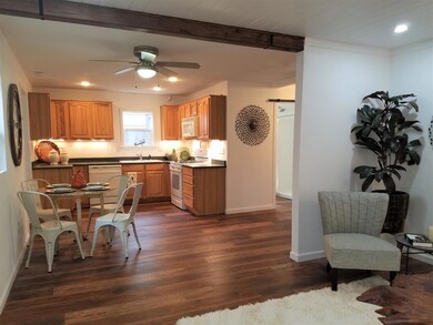 905 NW D St, Grants Pass, OR 97526 - photo 6