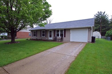 336 Meadow Dr, Circleville, OH 43113 - photo 2