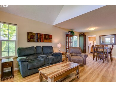 1720 N Locust St, Canby, OR 97013 - photo 6