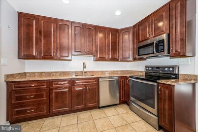 1107 Meadowlark Dr, Halethorpe, MD 21227 - photo 7