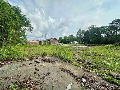 1019 NW Northwest Ave, McComb, MS 39648 - photo 3