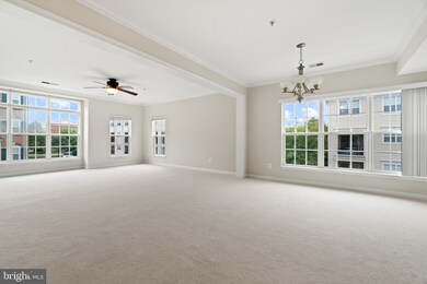 42605 Cardinal Trace Terrace unit 10L, Ashburn, VA 20148 - photo 4