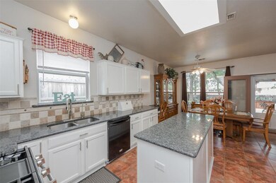 3833 Kirby Dr, Denton, TX 76210 - photo 5