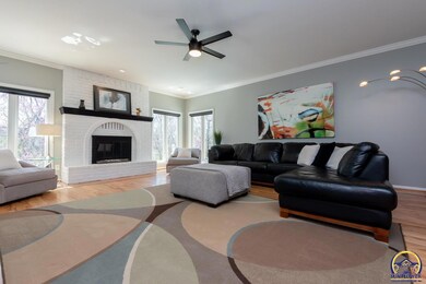 3749 SW Stonybrook Dr, Topeka, KS 66610 - photo 5