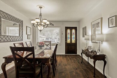 853 Russell Ln, Bedford, TX 76022 - photo 4