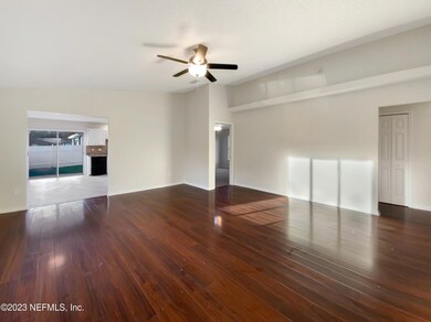 4211 Jillian Dr, Jacksonville, FL 32210 - photo 4