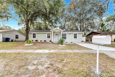 3606 Wisperbreath Ln, Tampa, FL 33619 - photo 7