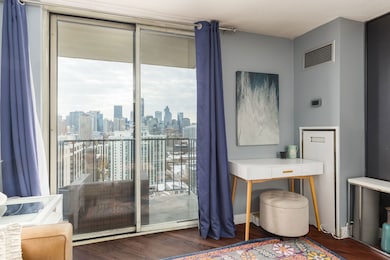 1212 N La Salle Dr unit 2303, Chicago, IL 60610 - photo 7