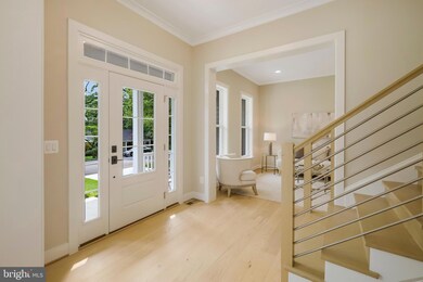 7213 Tod St, Falls Church, VA 22046 - photo 6