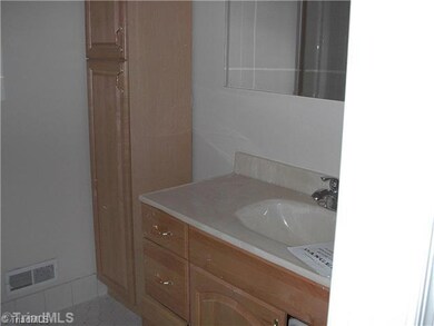 Master Bath/Spa.