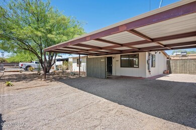 Fontana - Carport