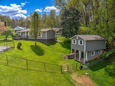 216 Duncan Ln-3