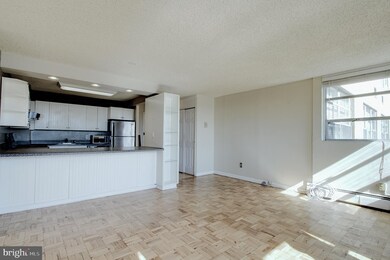 Radnor House unit 230, Bryn Mawr, PA 19010 - photo 6