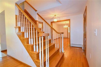 Center hall staircase
