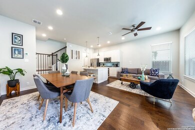 430 Clay St unit 2, San Antonio, TX 78204 - photo 2