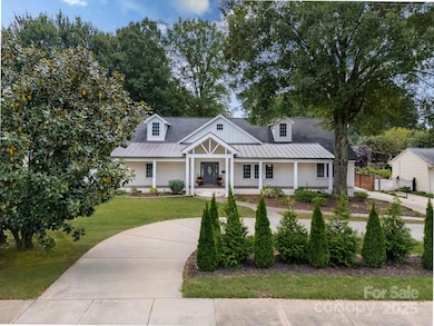 1121 S Wendover Rd, Charlotte, NC 28211 - photo 4