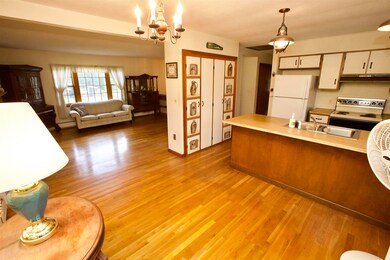 18 Castle Dr, Hooksett, NH 03106 - photo 6