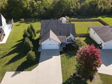 504 N Desoto Rd, Lansing, KS 66043 - photo 2