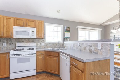 Kitchen 3