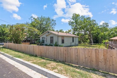 711 Liberty St, Weatherford, TX 76086 - photo 7