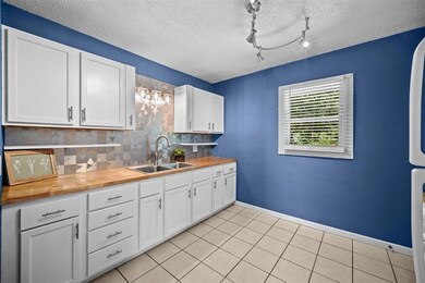 2217 Searle St, Des Moines, IA 50317 - photo 6