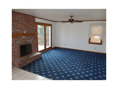 Family Room. CONTEMPORARY DESIGN CENTERS ON A FAMI