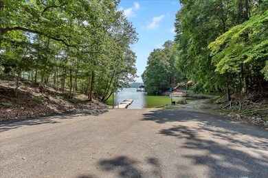 Lakecrest 4