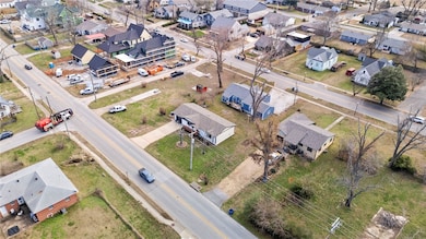 803 NW 2nd St, Bentonville, AR 72712 - photo 6