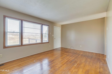 2907 Indian Ridge Rd, Johnson City, TN 37604 - photo 6