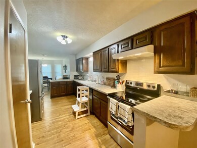 2728 La Mesa St, Bay City, TX 77414 - photo 7