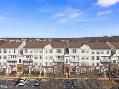 46934 Courtyard Square unit 303, Sterling, VA 20164 - photo 4