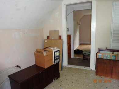 47 Mechanic St, Winchester, NH 03470 - photo 7