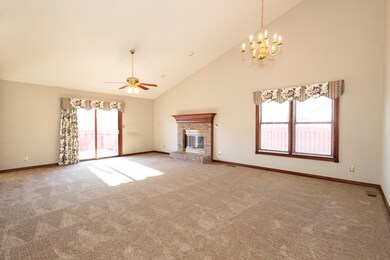 4699 Gray Fox Ct, Columbus, IN 47203 - photo 6